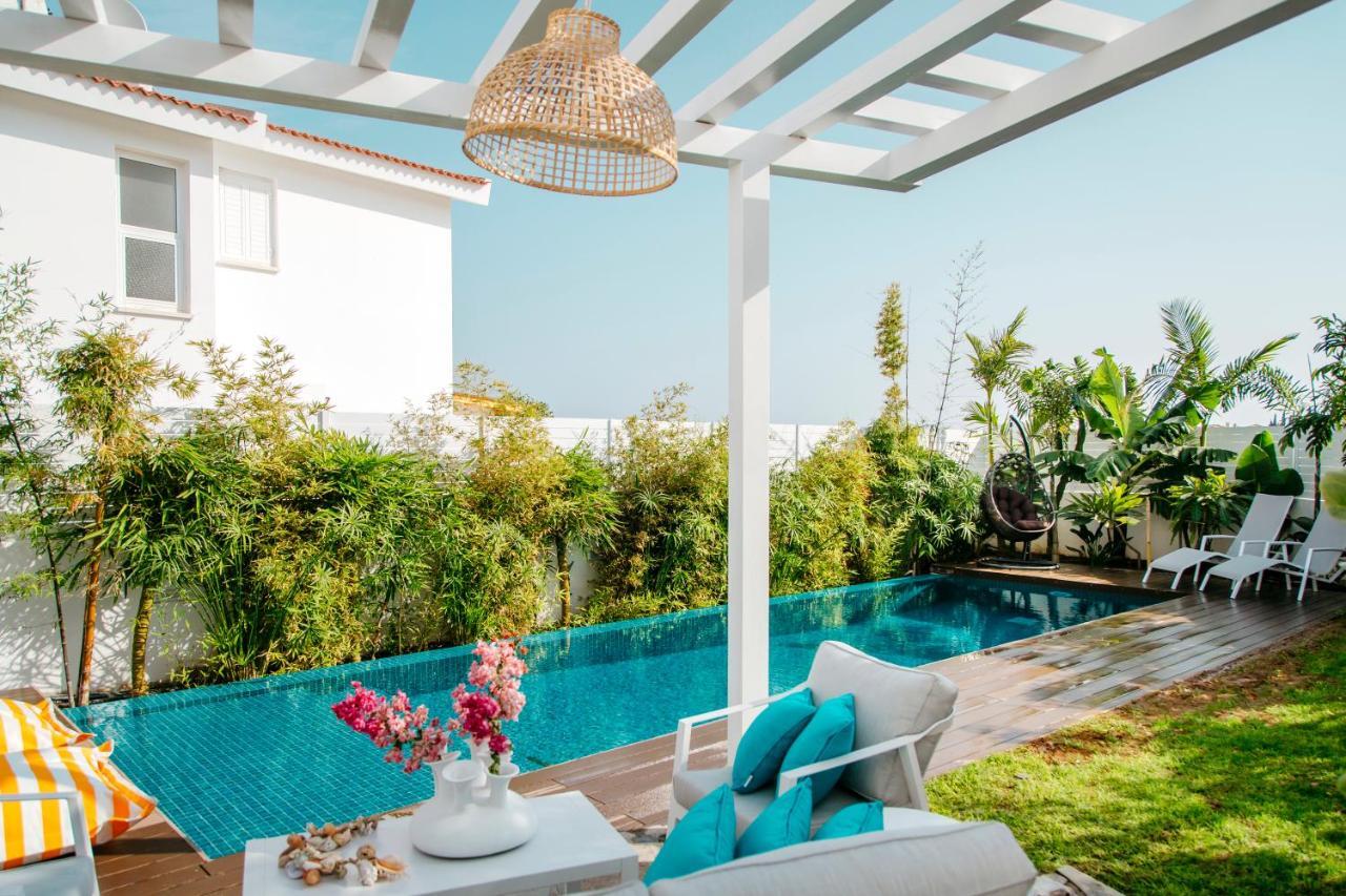 Island Home Seaside Villa Паралимни Екстериор снимка