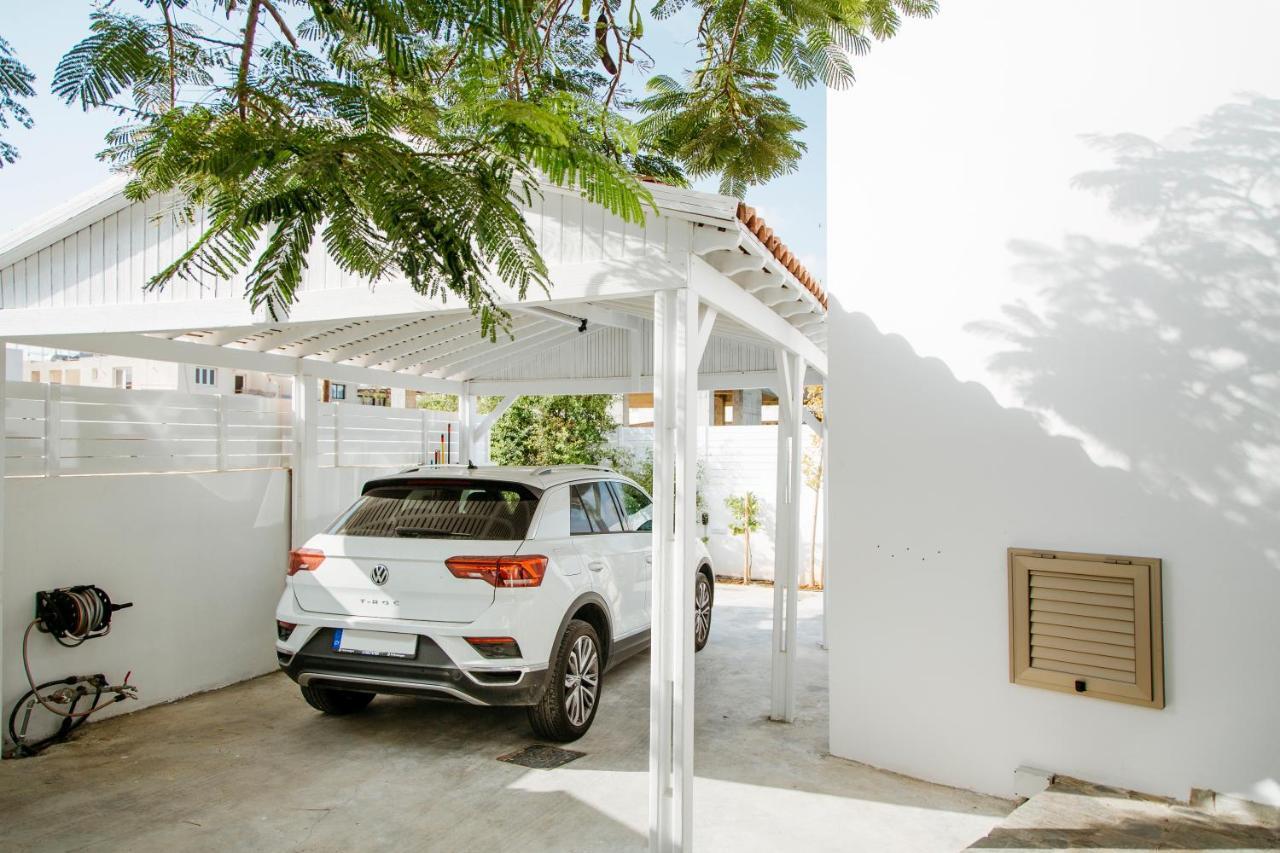 Island Home Seaside Villa Паралимни Екстериор снимка